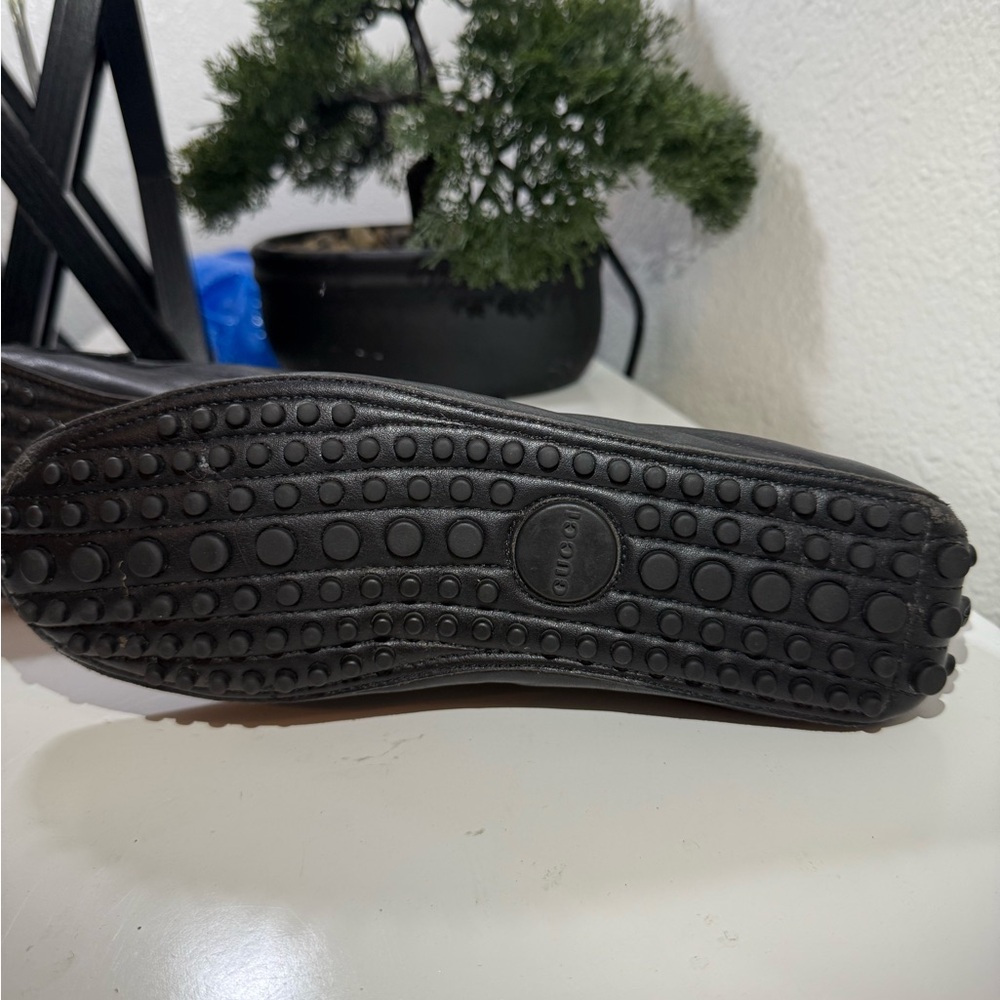 Gucci Black Leather Loafers with Red and Green Detail - Picture 3 of 7
